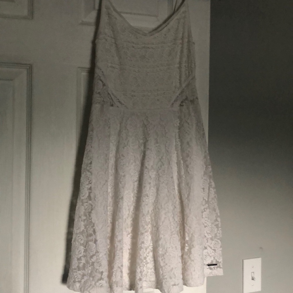 White lace dress